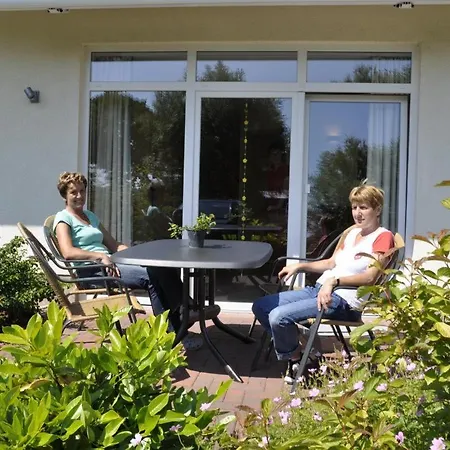 4 Sterne Bernstein Mit Terrasse Und Sauna * 로베