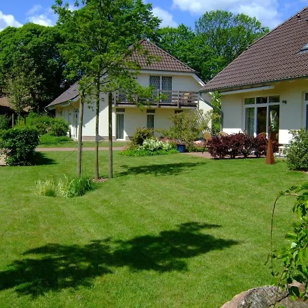 아파트 4 Sterne Bernstein Mit Terrasse Und Sauna 로베